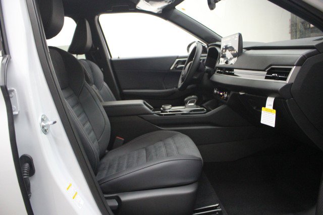 New 2026 Mitsubishi Outlander LE FWD image 18