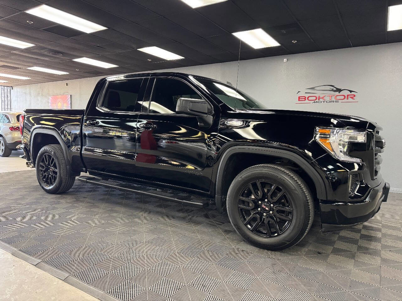 Used 2020 GMC Sierra 1500 Elevation w/ Elevation Value Package