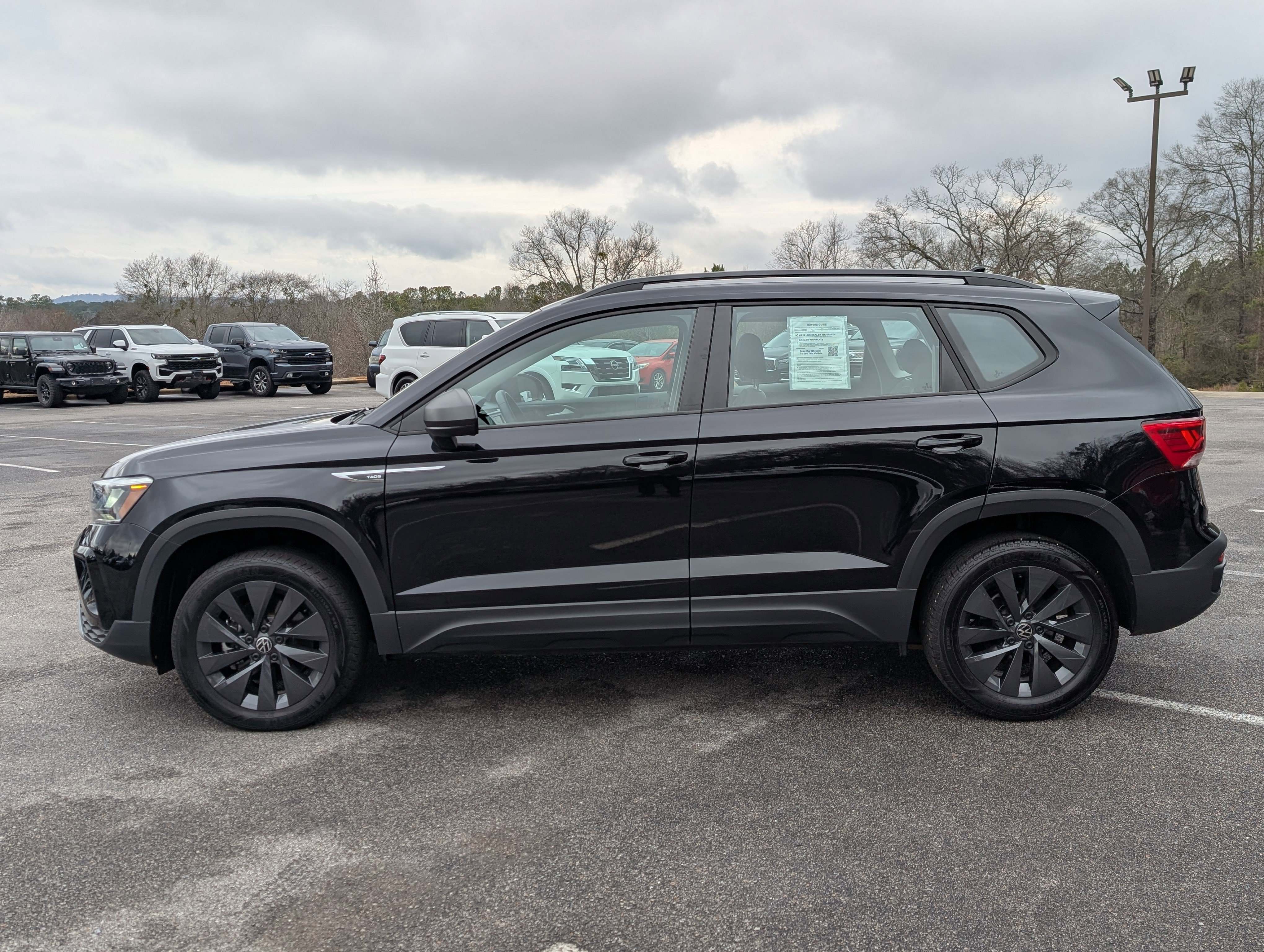 Used 2024 Volkswagen Taos S image 6