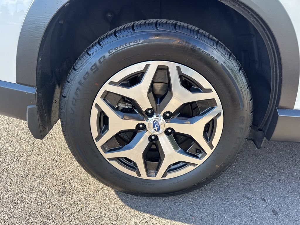 Used 2020 Subaru Forester Premium AWD/4WD image 9