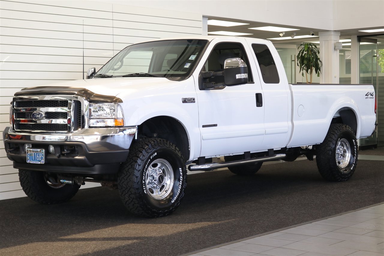 Used 2002 Ford F250 XLT AWD/4WD image 1