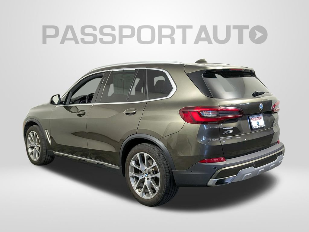 Certified 2023 BMW X5 xDrive40i w/ Premium Package AWD/4WD image 3