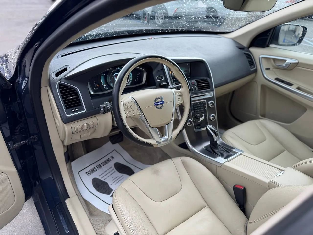 Used 2015 Volvo XC60 T5 AWD/4WD image 24