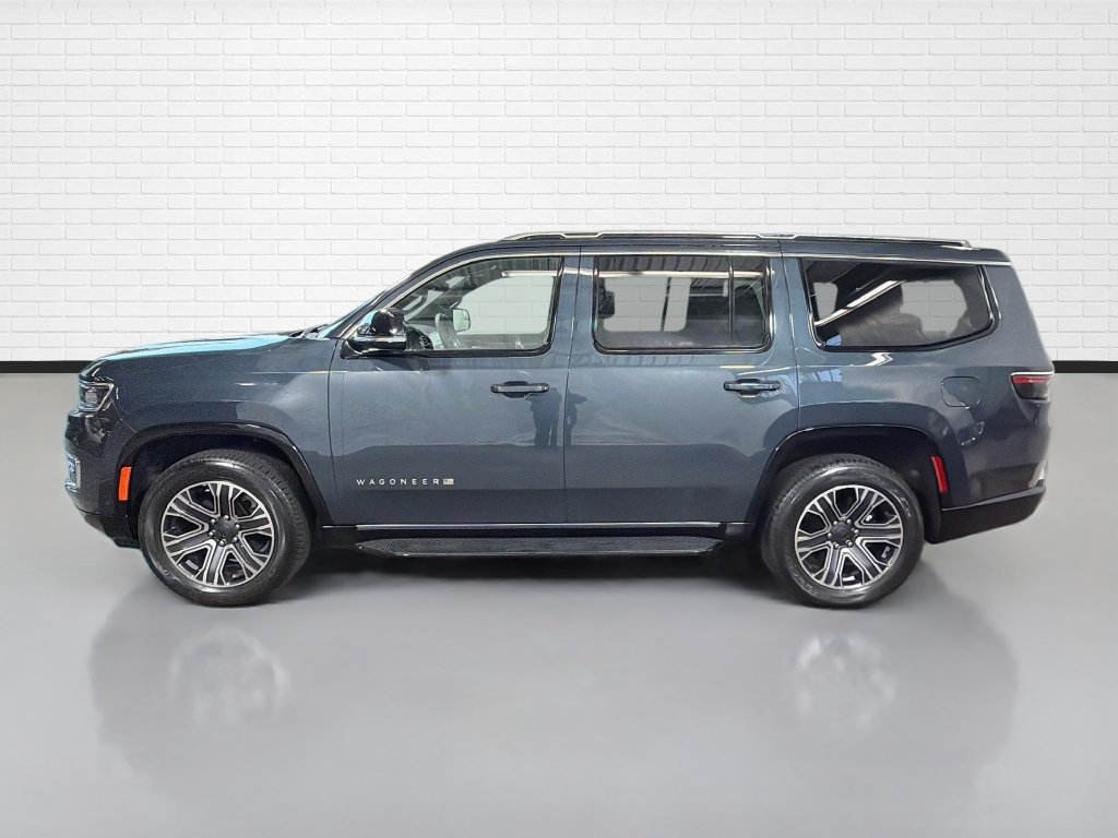 Used 2023 Jeep Wagoneer 4WD w/ Premium Group I image 6
