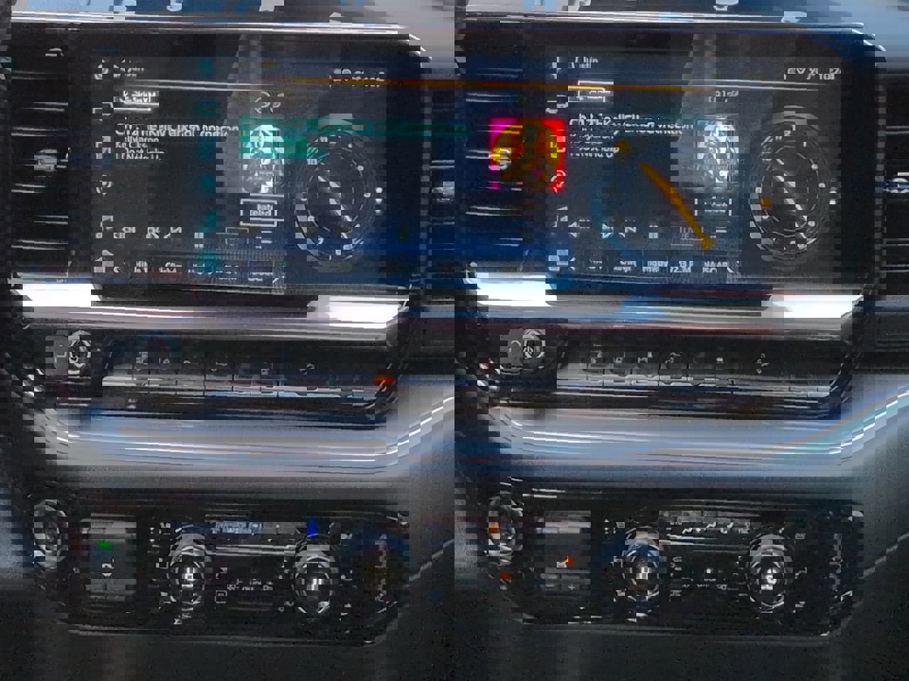 Used 2024 Chevrolet Silverado 2500 High Country w/ Technology Package image 17