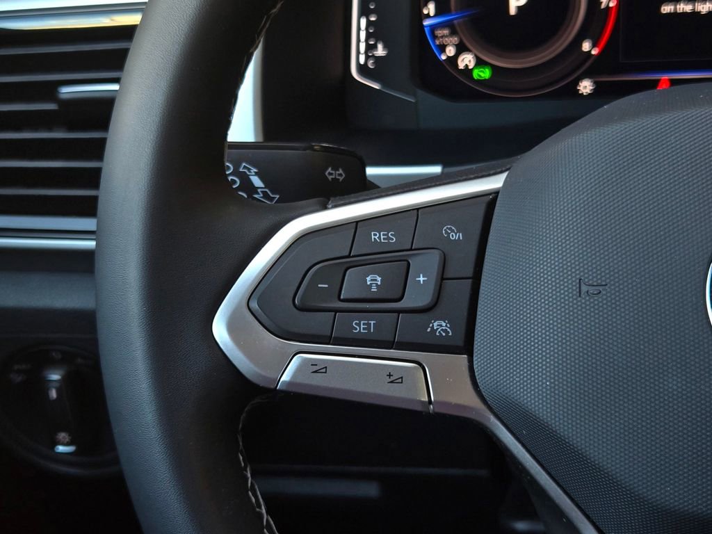 Used 2023 Volkswagen Atlas SEL image 23