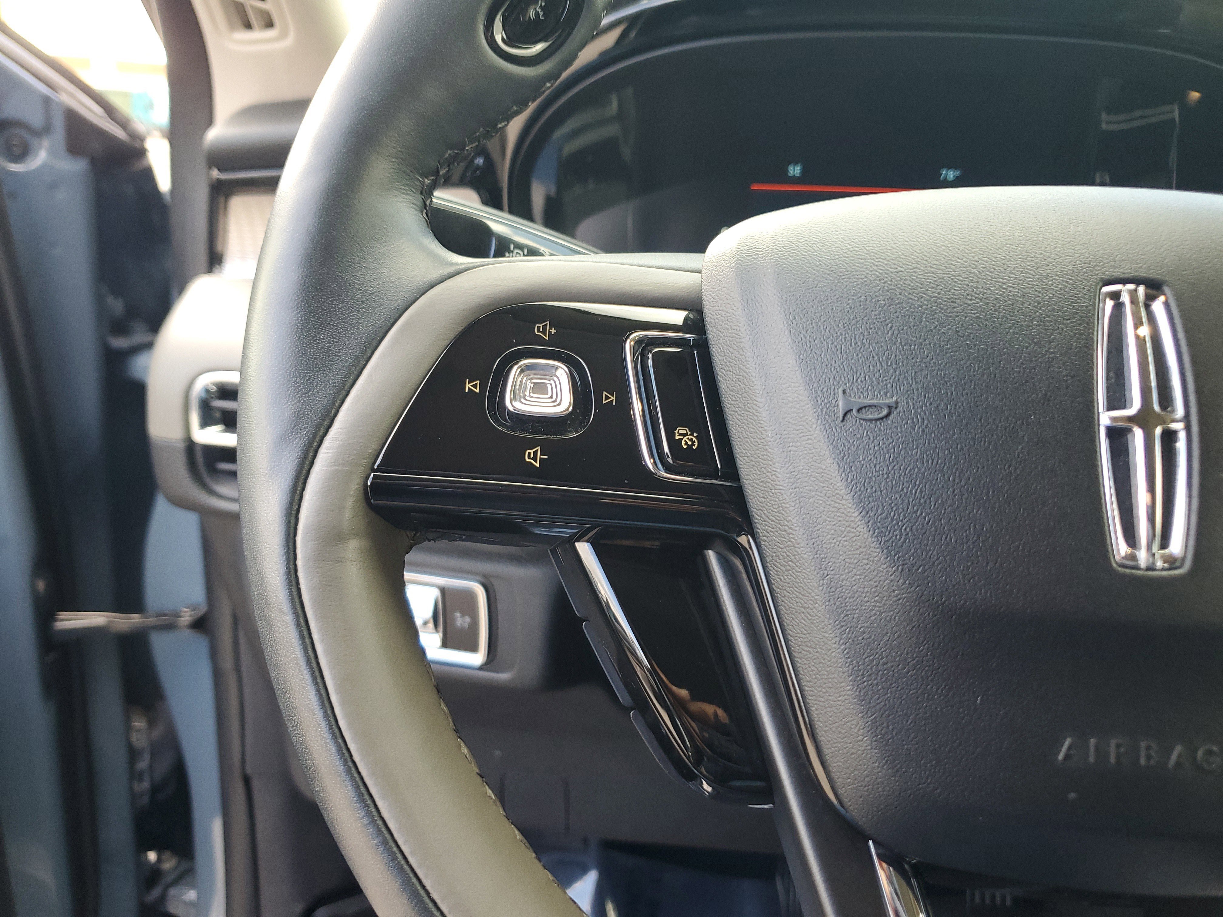 Used 2023 Lincoln Corsair Grand Touring w/ Equipment Group 301A image 21