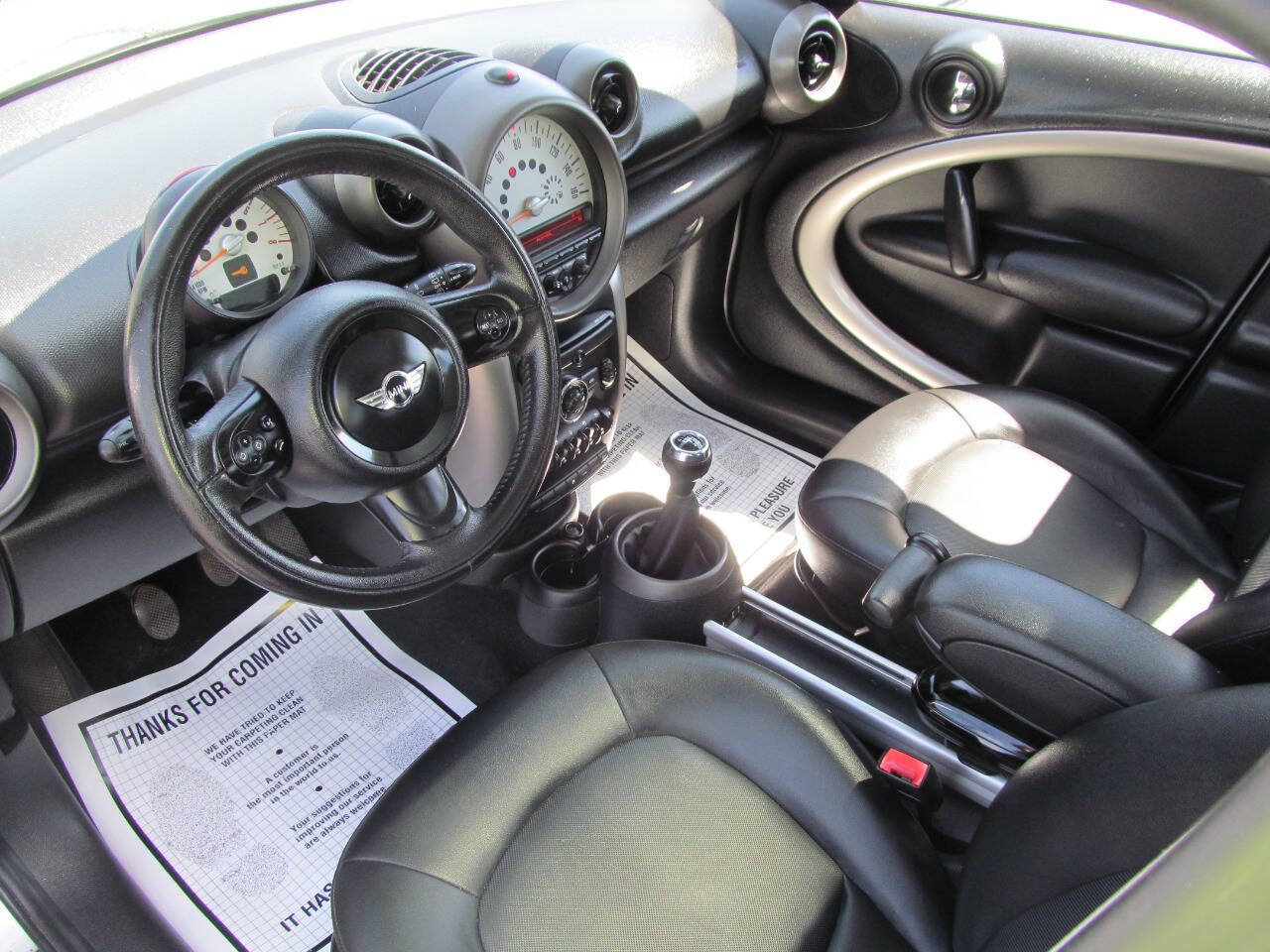 Used 2011 MINI Cooper Countryman FWD image 8