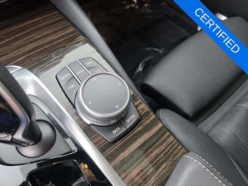Used 2021 BMW 540i w/ Convenience Package RWD image 25