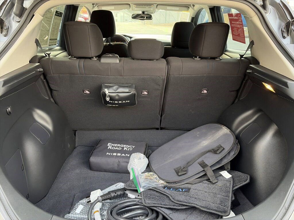Certified 2023 Nissan Leaf SV Plus image 10