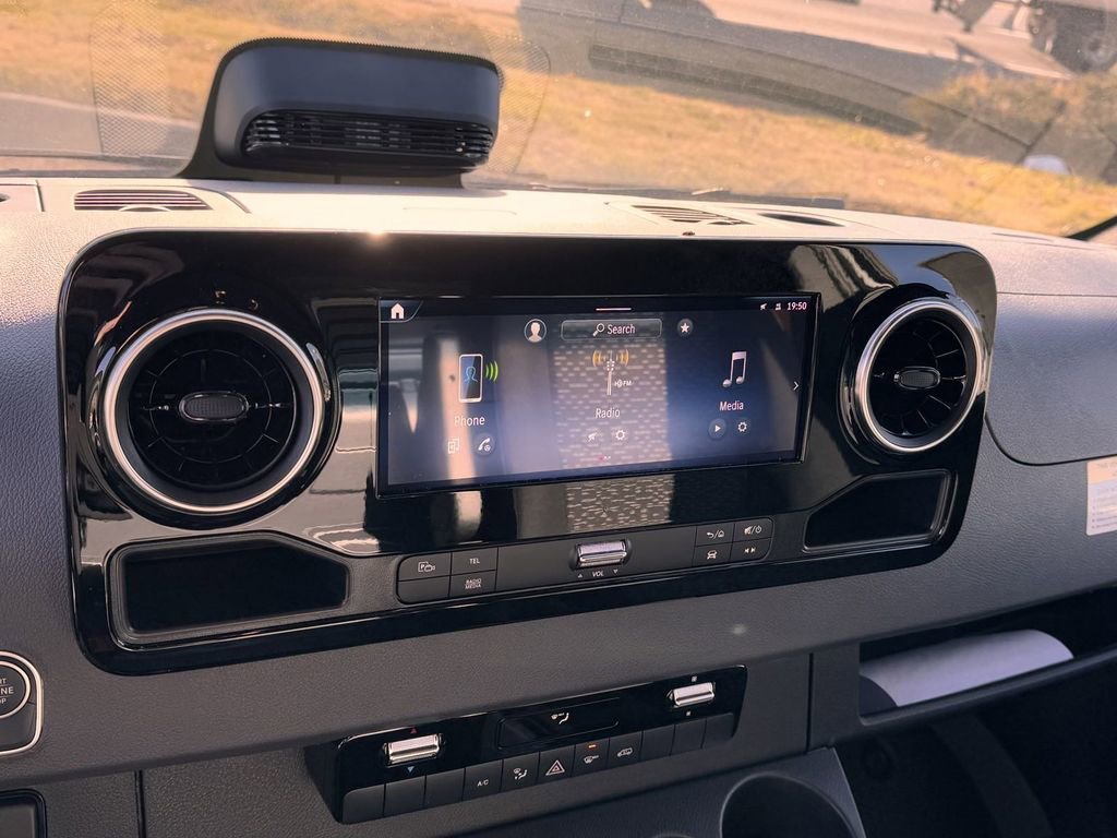 New 2025 Mercedes-Benz Sprinter 3500 image 17