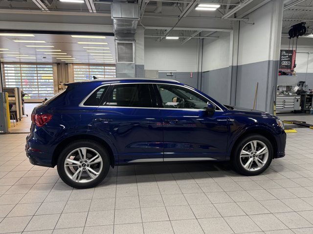 Used 2022 Audi Q3 2.0T Premium Plus AWD/4WD image 4