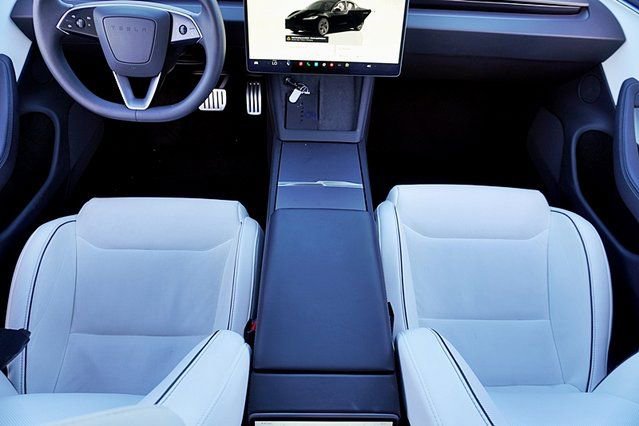 Used 2024 Tesla Model 3 Performance image 22