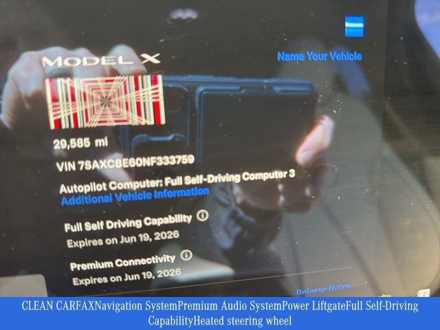 Used 2022 Tesla Model X Plaid image 2