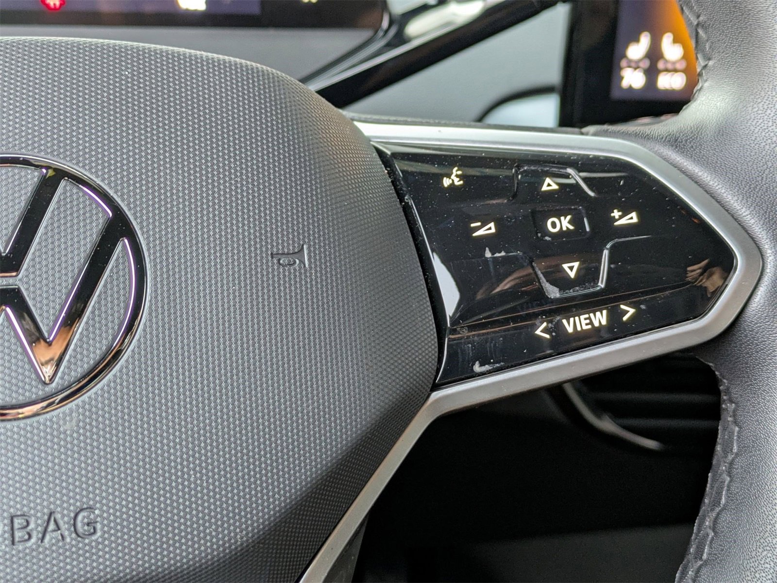 Used 2023 Volkswagen ID.4 Pro image 11