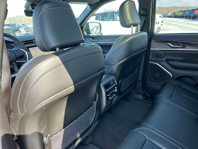 New 2026 Jeep Grand Cherokee Limited w/ Limited Altitude Package image 38