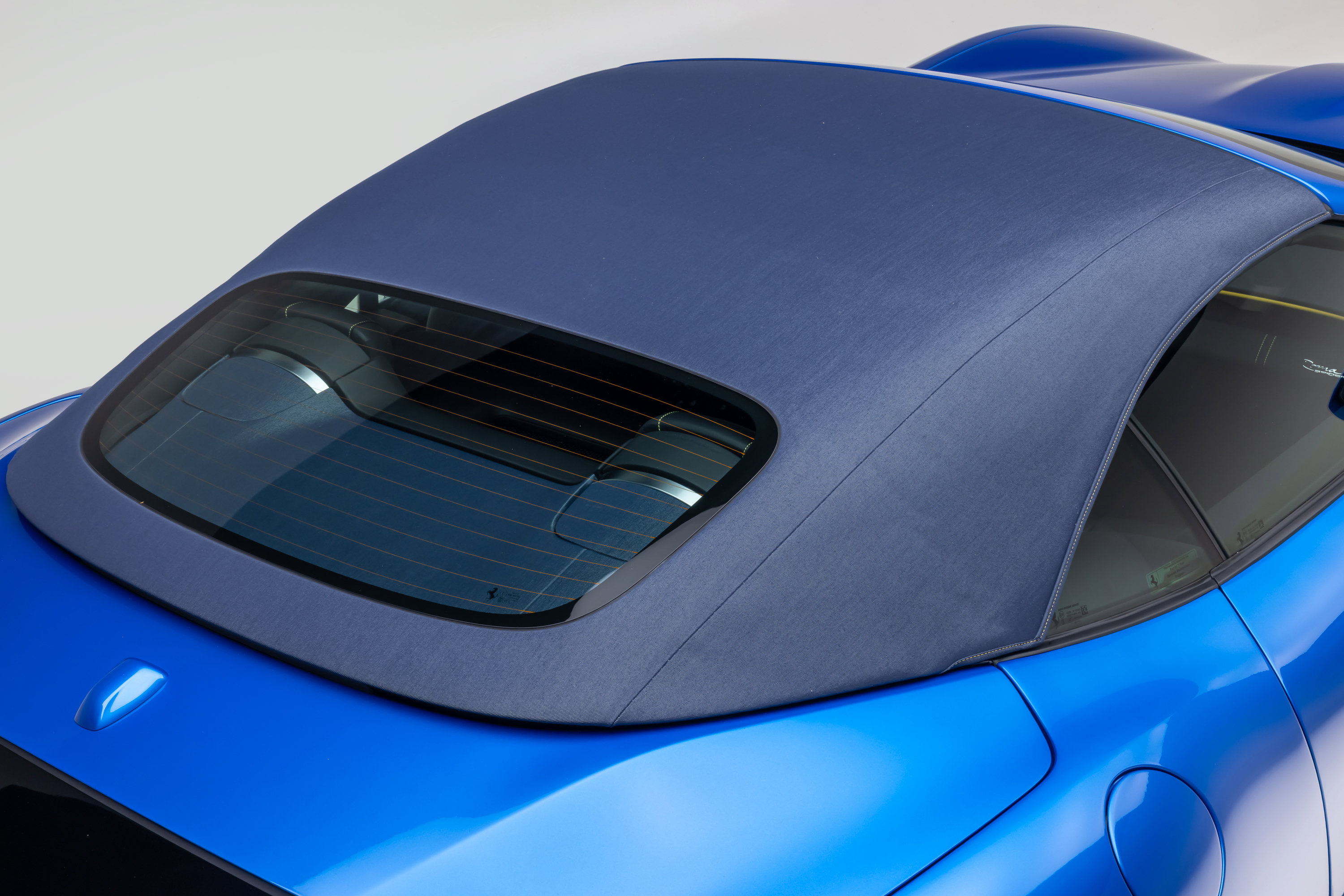 Used 2026 Ferrari Roma Spider RWD image 17