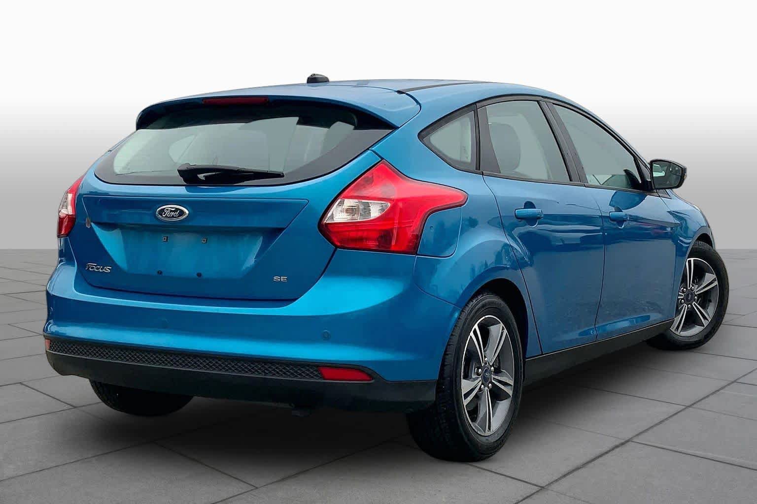 Used 2014 Ford Focus SE w/ SE Sport Package FWD image 13