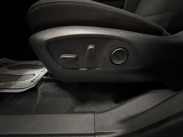 Certified 2025 GMC Acadia Elevation image 12