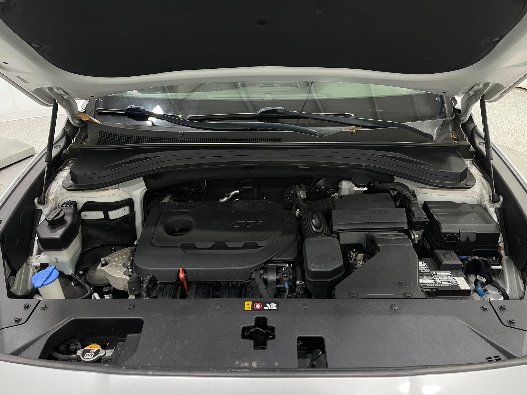 Used 2020 Hyundai Santa Fe SE image 25