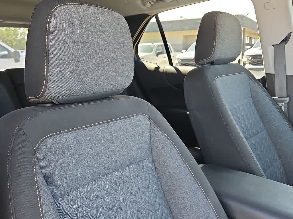 Used 2023 Chevrolet Equinox LT FWD image 16
