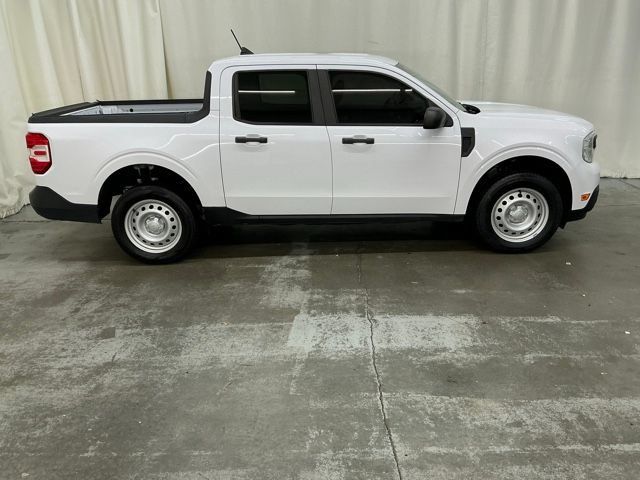 Used 2023 Ford Maverick Lariat FWD image 3