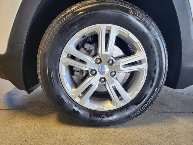 Certified 2024 GMC Terrain SLE AWD/4WD image 9