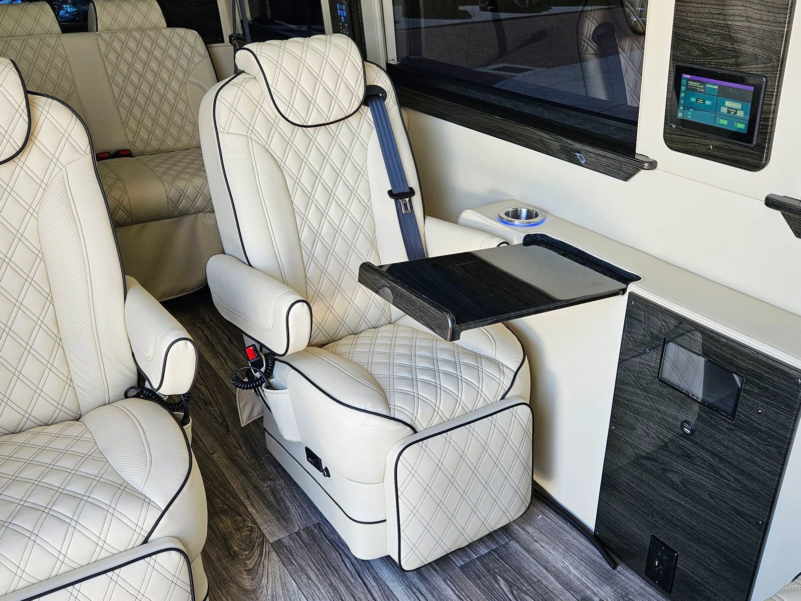 New 2024 Mercedes-Benz Sprinter 3500 image 44