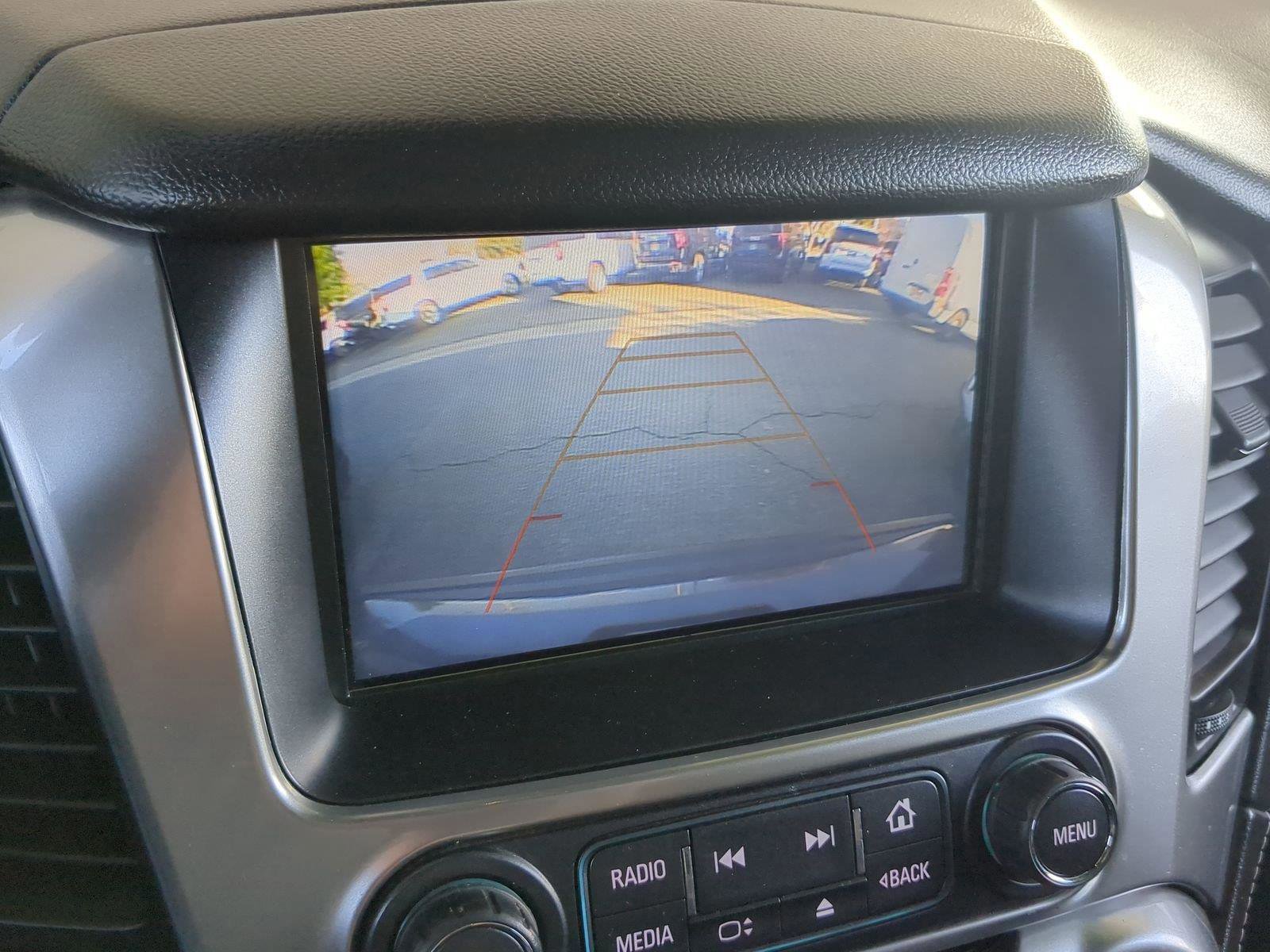 Used 2020 Chevrolet Suburban LT image 18