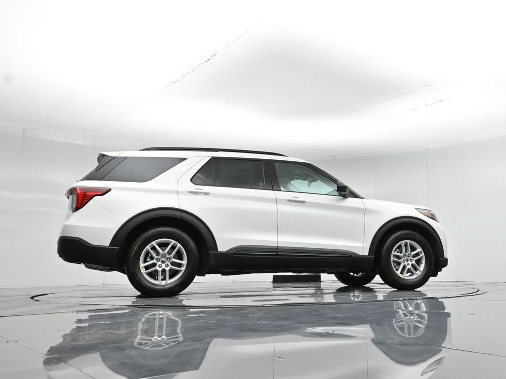 New 2026 Ford Explorer Active RWD image 52