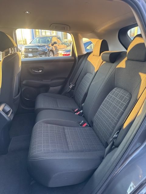 Used 2023 Honda HR-V LX image 10