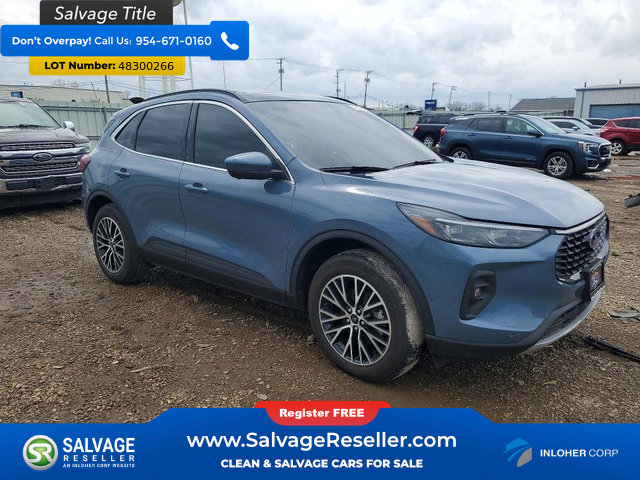 Used 2023 Ford Escape SE w/ PHEV Premium Package FWD image 5