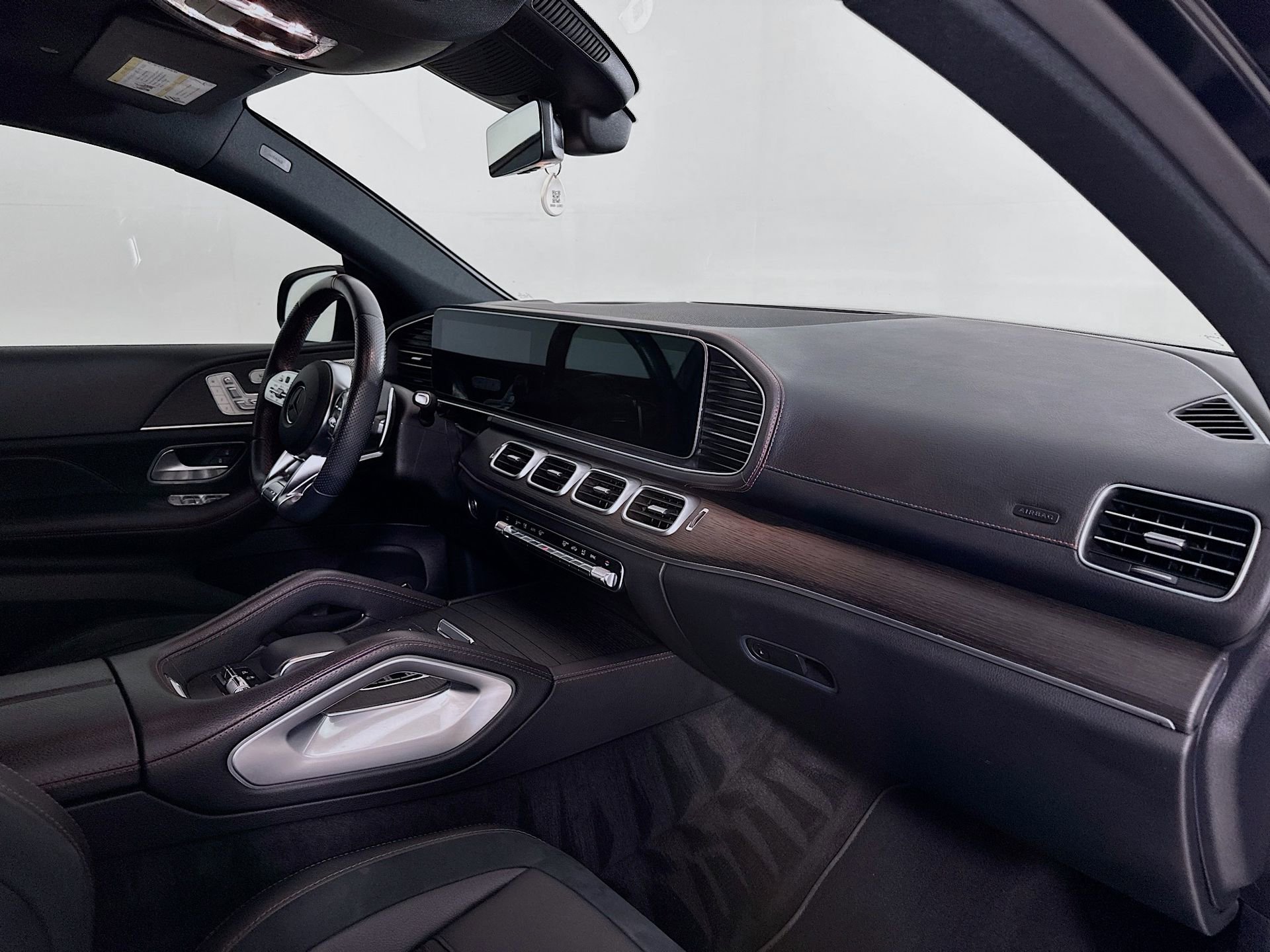 Used 2022 Mercedes-Benz GLE 53 AMG 4MATIC Coupe image 31