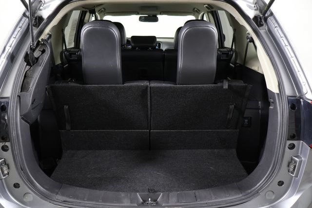 Used 2019 Mitsubishi Outlander SE FWD image 12