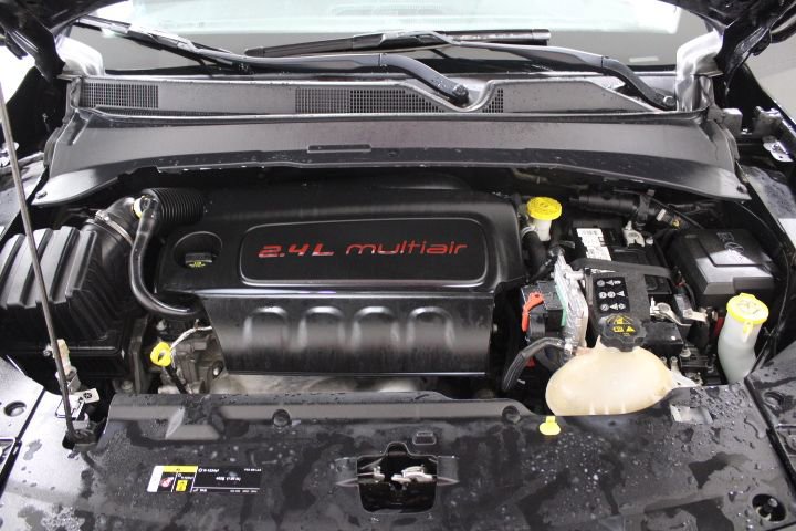 Used 2022 Jeep Compass Trailhawk w/ Trailhawk Convenience Group image 37