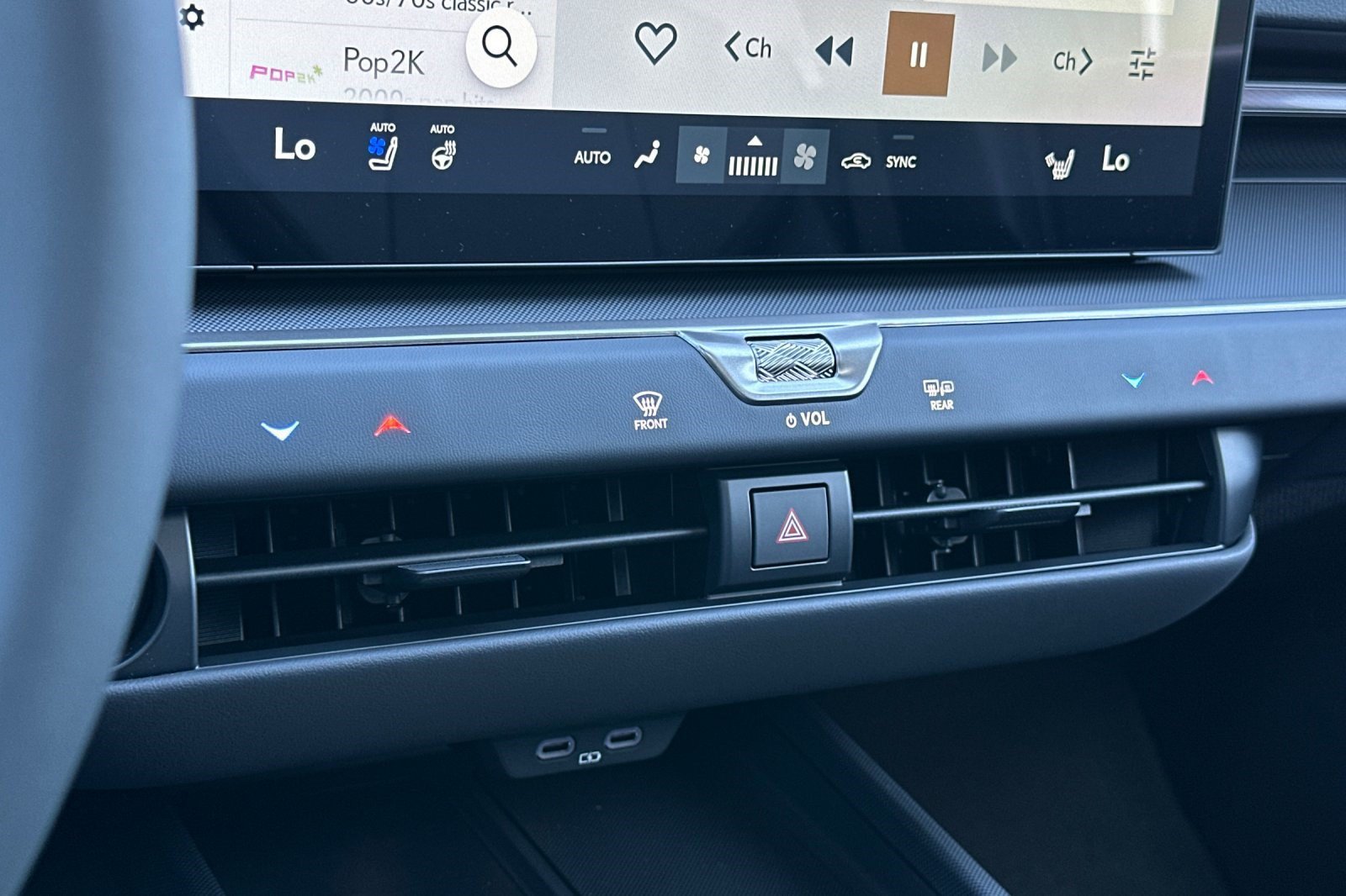 New 2026 Lexus ES 350e w/ Convenience Package FWD image 18