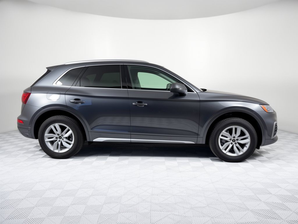 Certified 2023 Audi Q5 2.0T Premium w/ Convenience Package AWD/4WD image 8