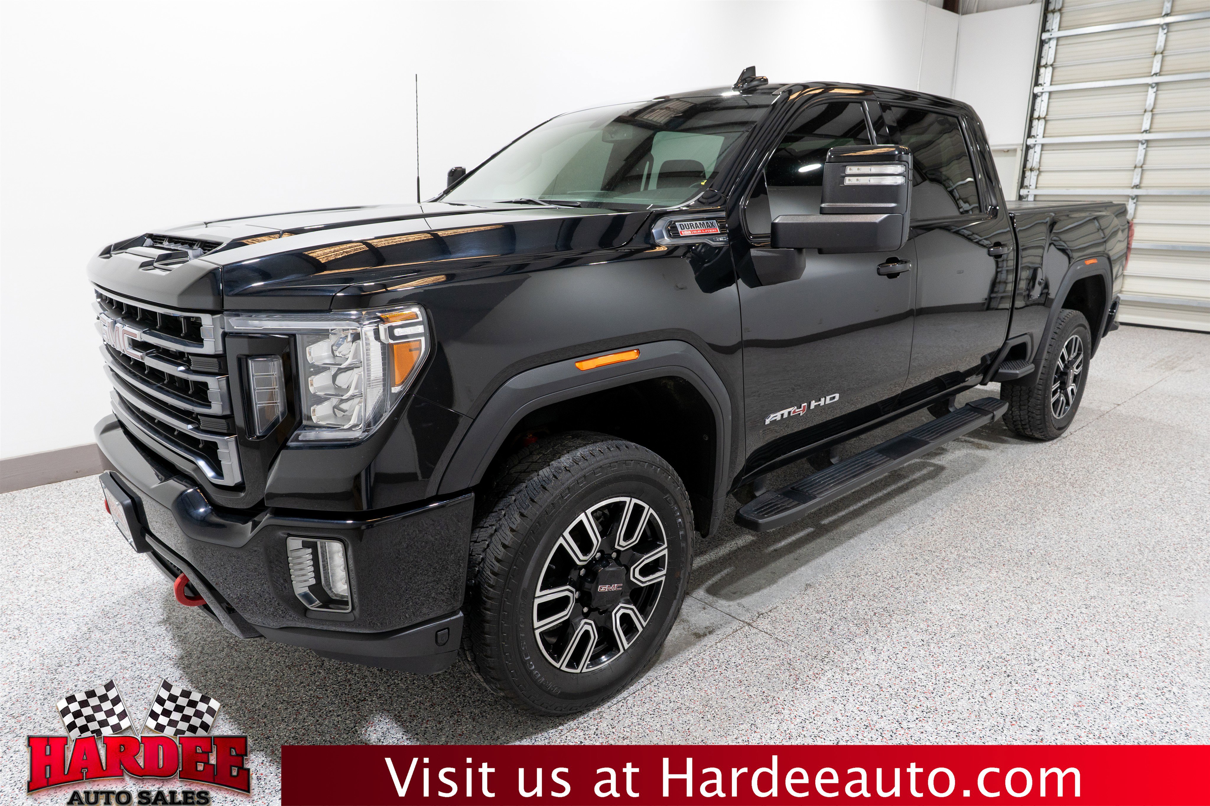 Used 2023 GMC Sierra 2500 AT4 image 2