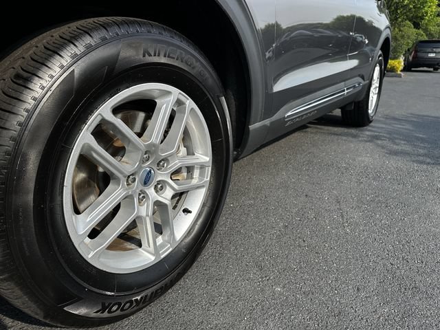 Certified 2025 Ford Explorer Active AWD/4WD image 12