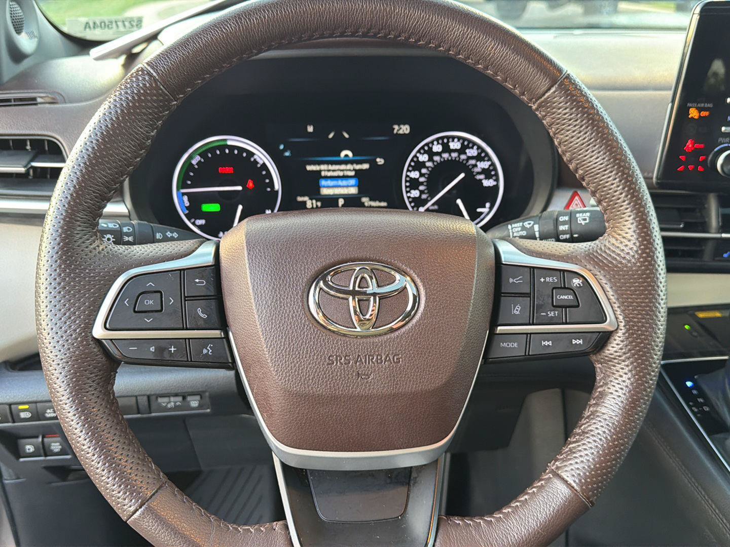 Used 2021 Toyota Sienna Platinum AWD/4WD image 19