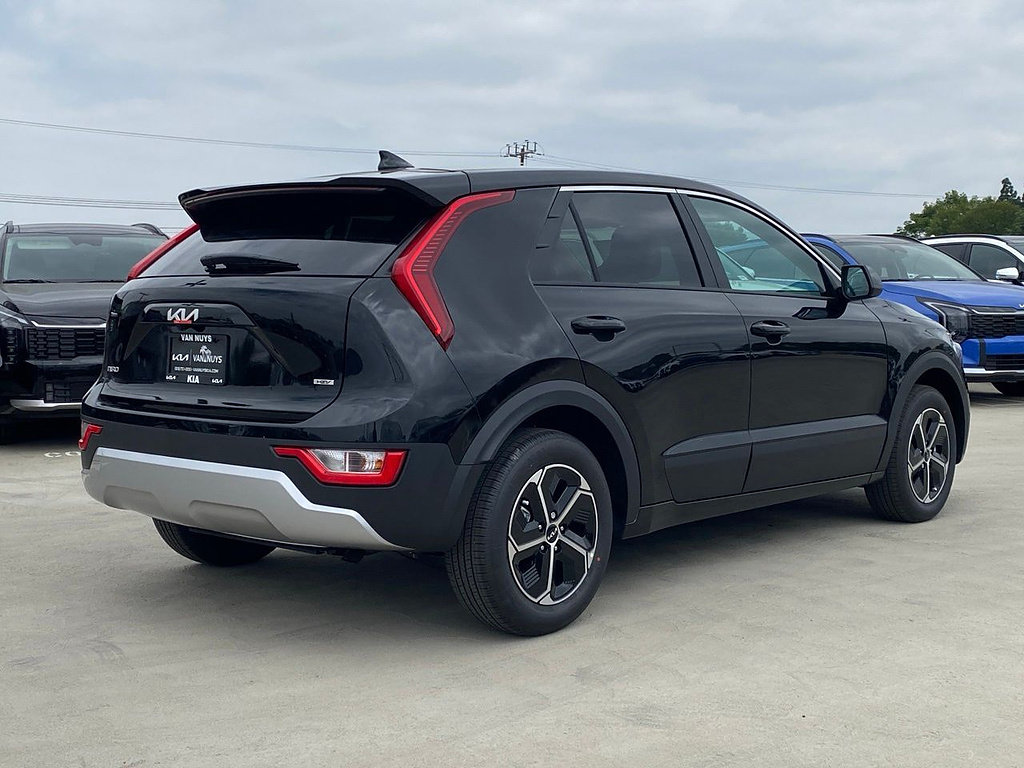 New 2026 Kia Niro LX FWD image 3