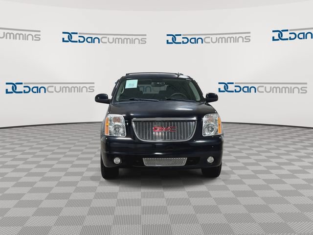 Used 2013 GMC Yukon SLT AWD/4WD image 3