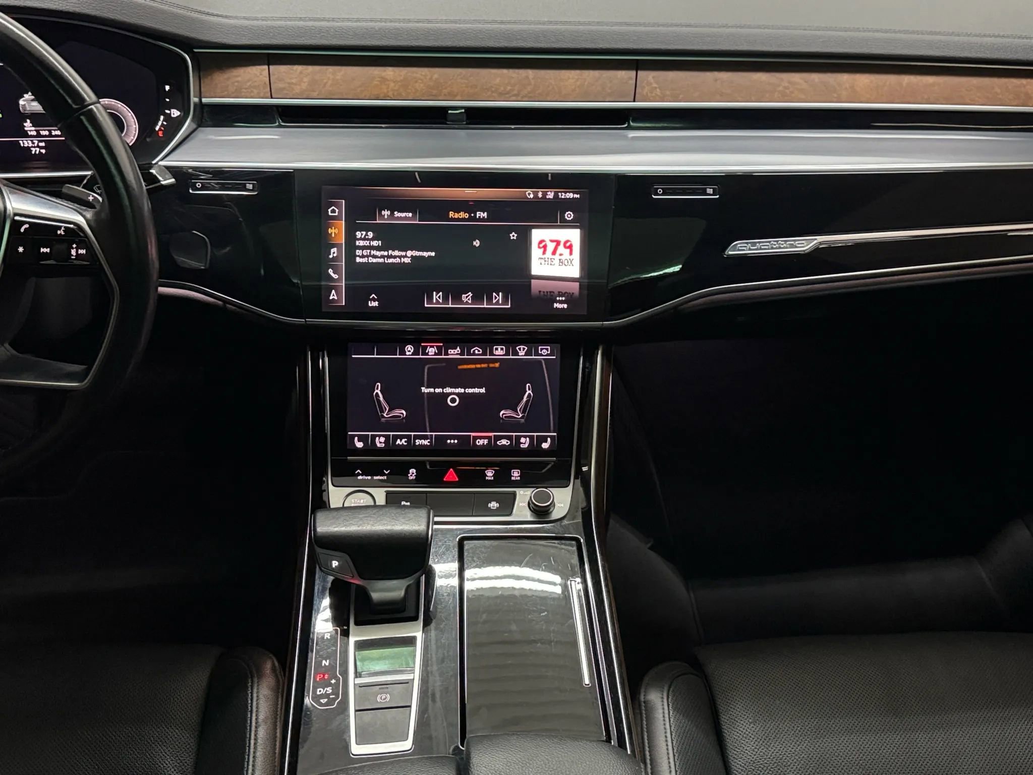 Used 2019 Audi A8 L 3.0T w/ Executive Package image 17
