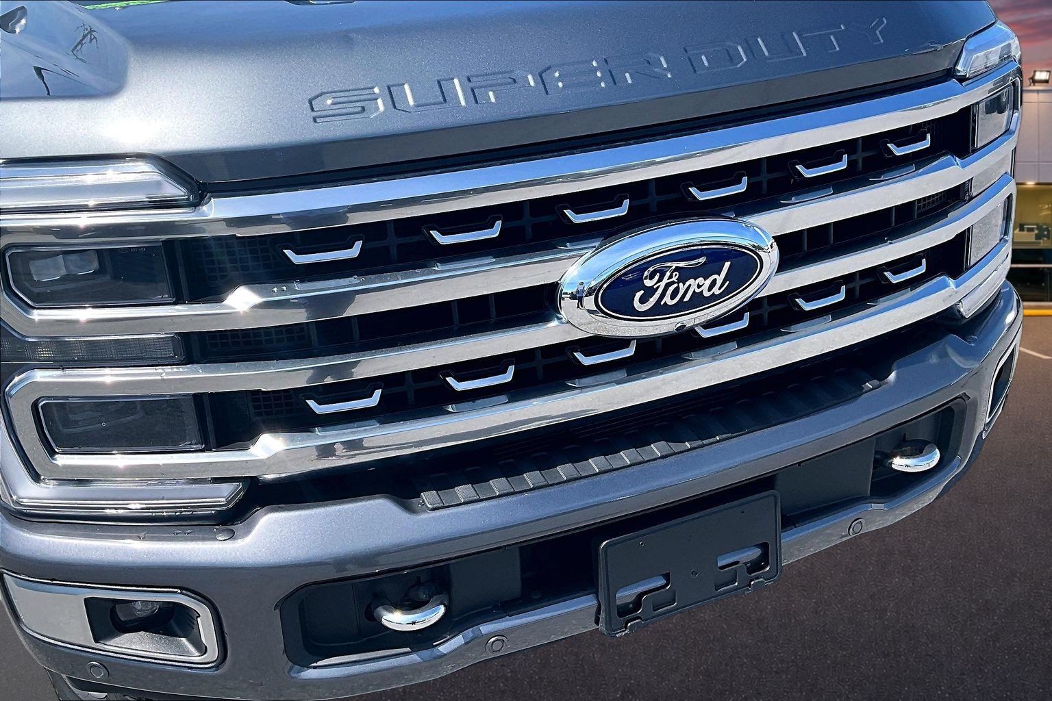 Used 2024 Ford F350 Platinum w/ Tremor Off-Road Package AWD/4WD image 26