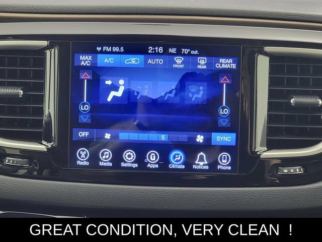 Used 2017 Chrysler Pacifica Touring Plus w/ Tire & Wheel Group FWD image 22