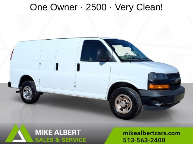 Used 2019 Chevrolet Express 2500 w/ Driver Convenience Package RWD image 1