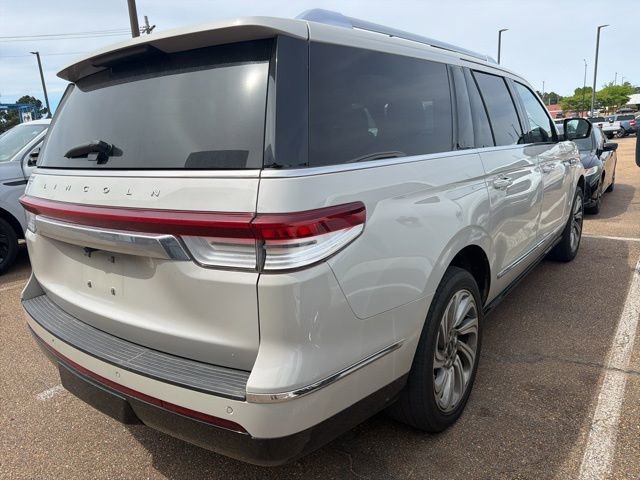 Certified 2023 Lincoln Navigator L Reserve image 7