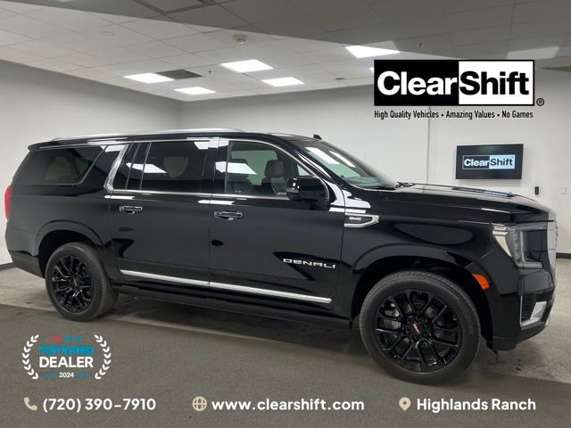 Used 2022 GMC Yukon XL Denali image 1