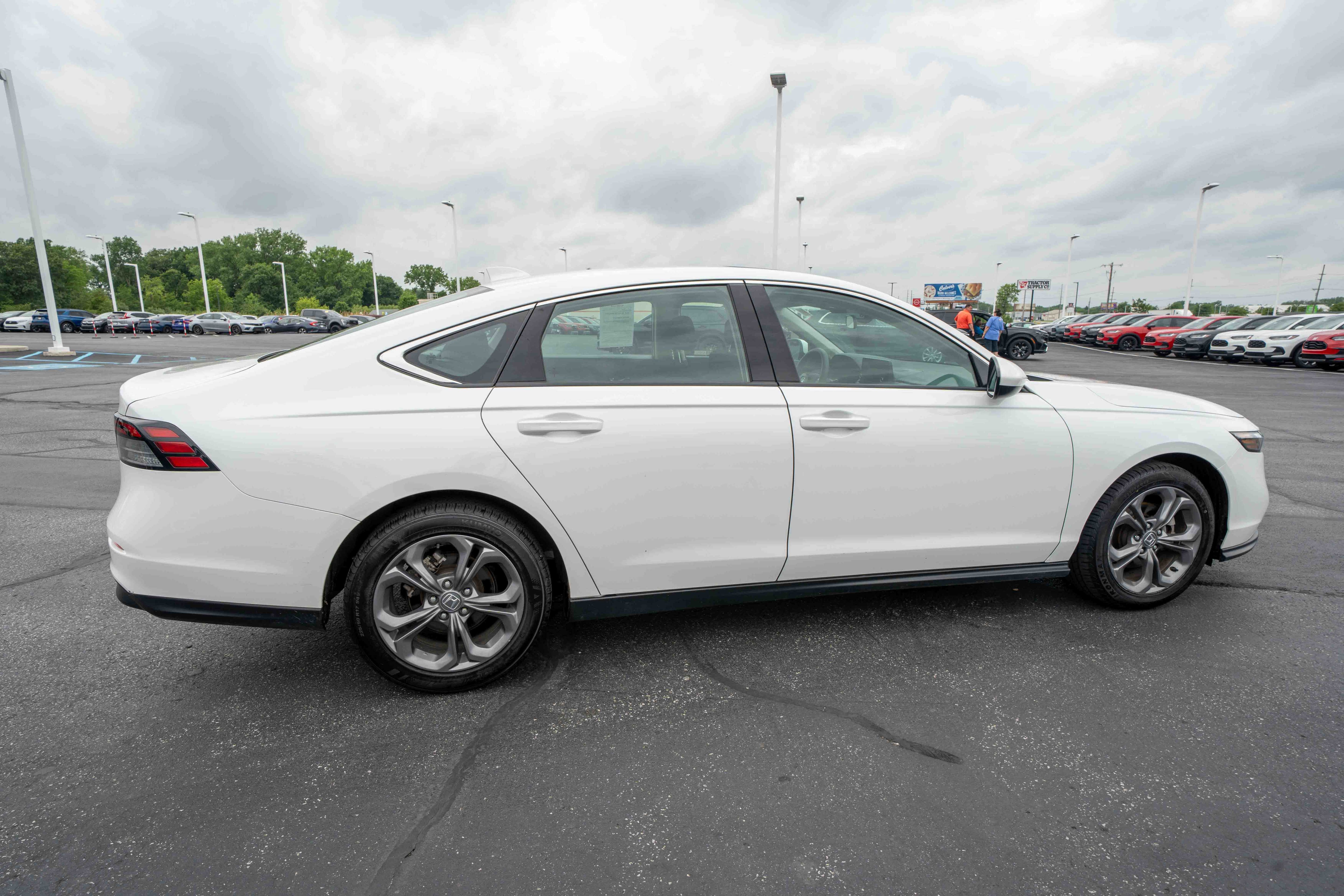 Used 2024 Honda Accord EX image 6
