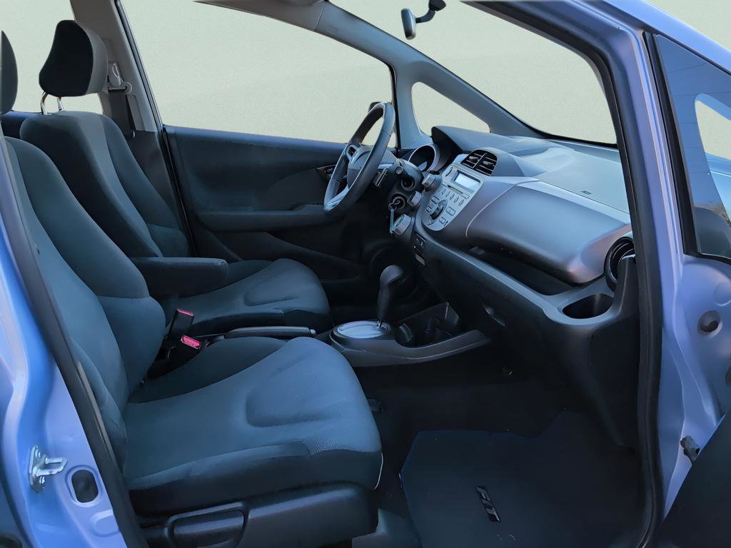 Used 2009 Honda Fit Sport image 29